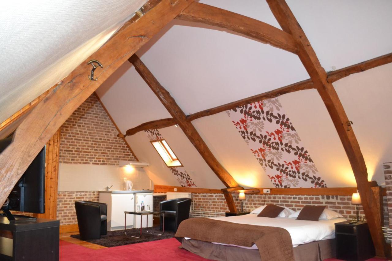 Hotel Le Domaine Des Cigognes Ennevelin Esterno foto
