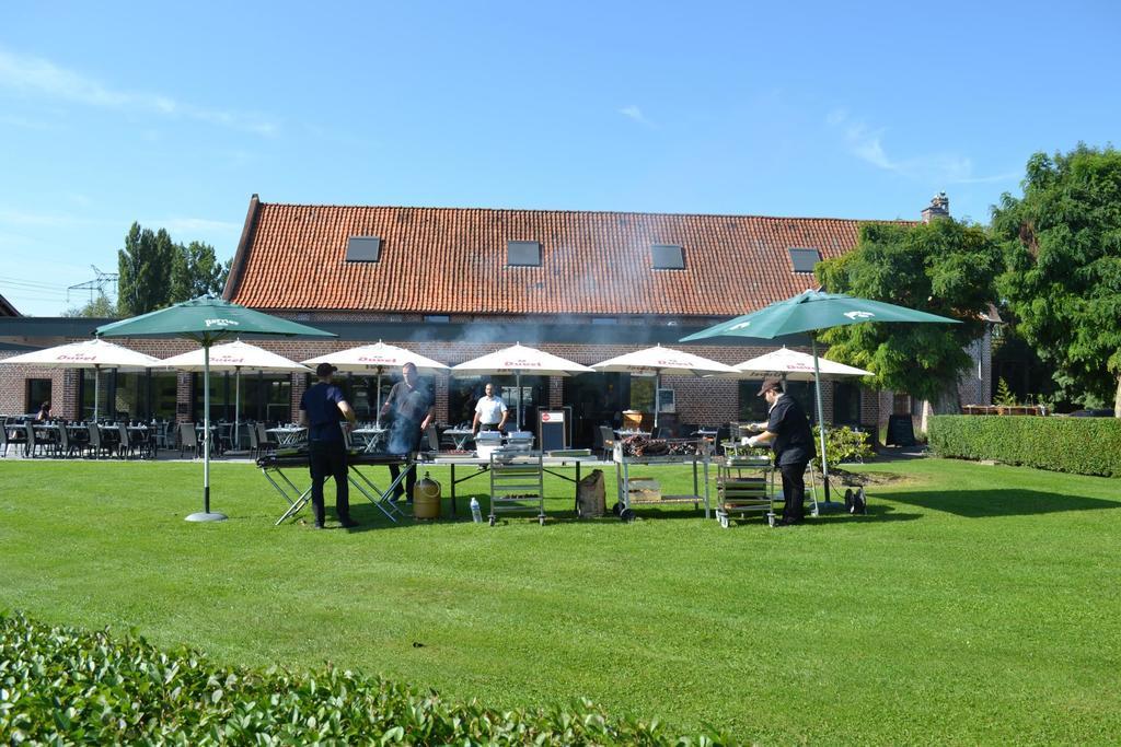 Hotel Le Domaine Des Cigognes Ennevelin Esterno foto