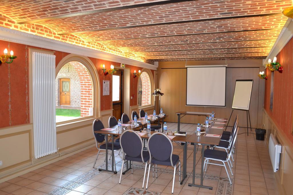 Hotel Le Domaine Des Cigognes Ennevelin Esterno foto