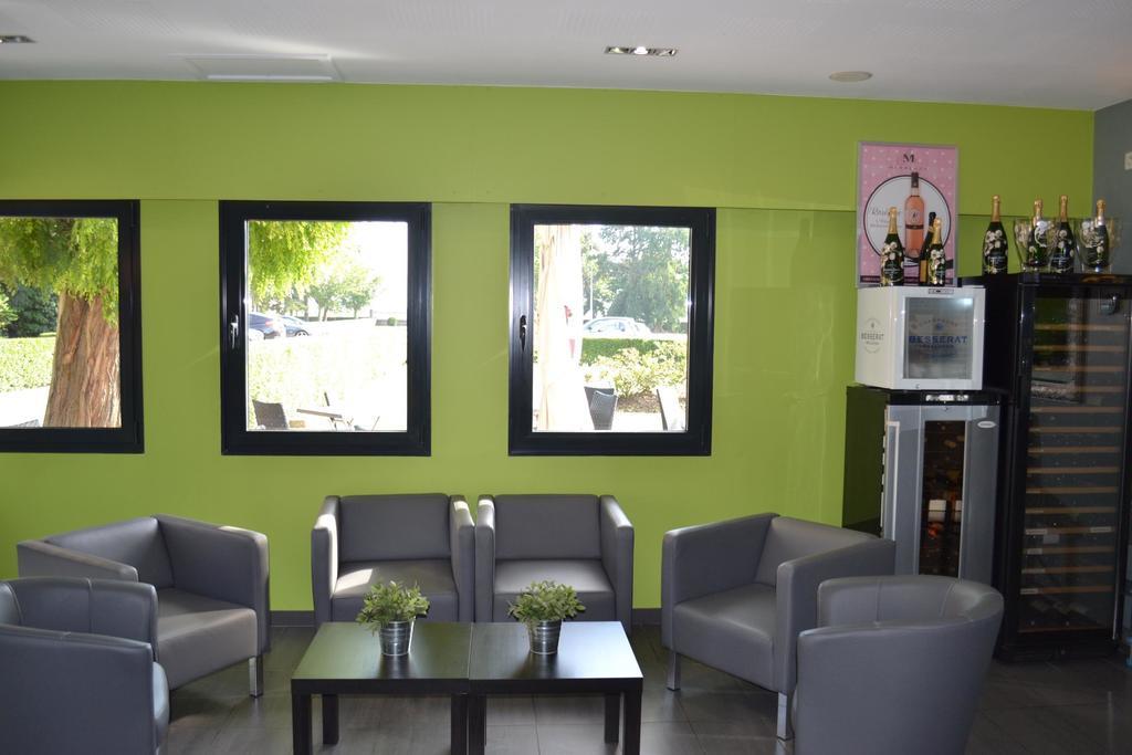 Hotel Le Domaine Des Cigognes Ennevelin Esterno foto