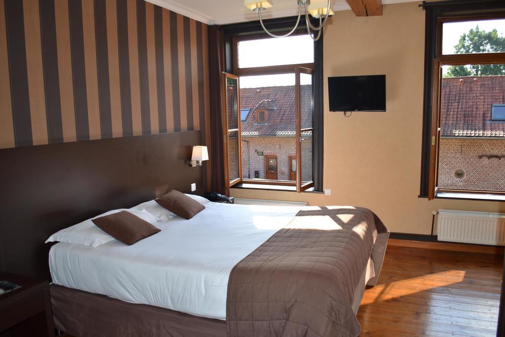 Hotel Le Domaine Des Cigognes Ennevelin Camera foto