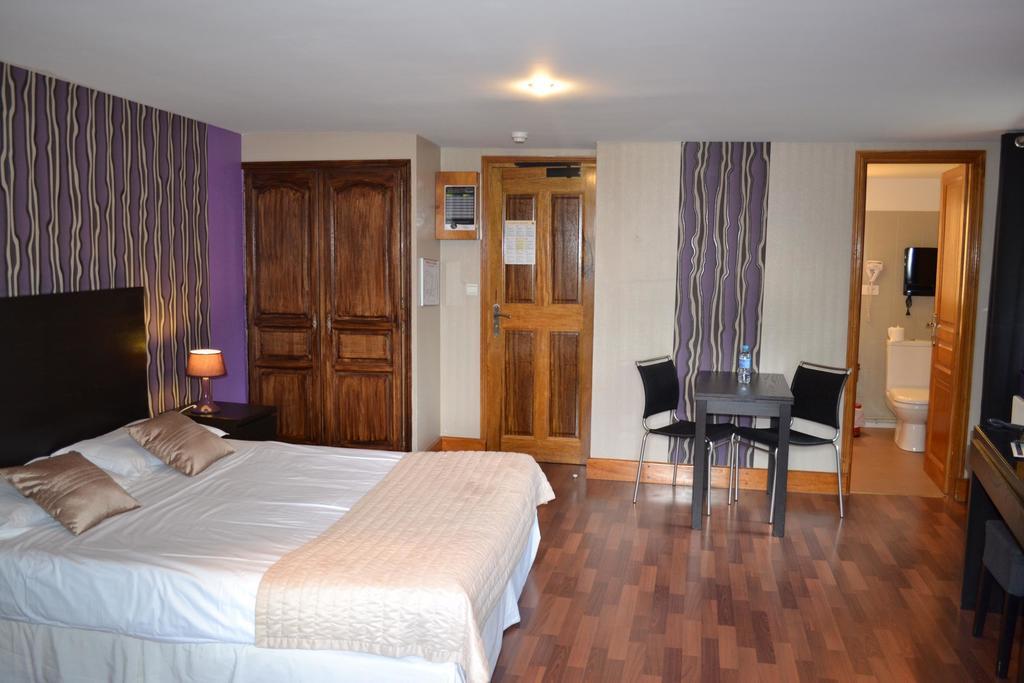 Hotel Le Domaine Des Cigognes Ennevelin Camera foto