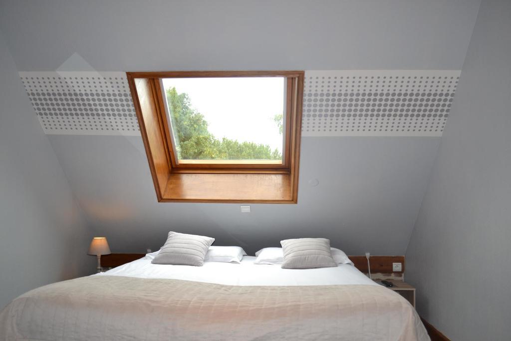Hotel Le Domaine Des Cigognes Ennevelin Camera foto