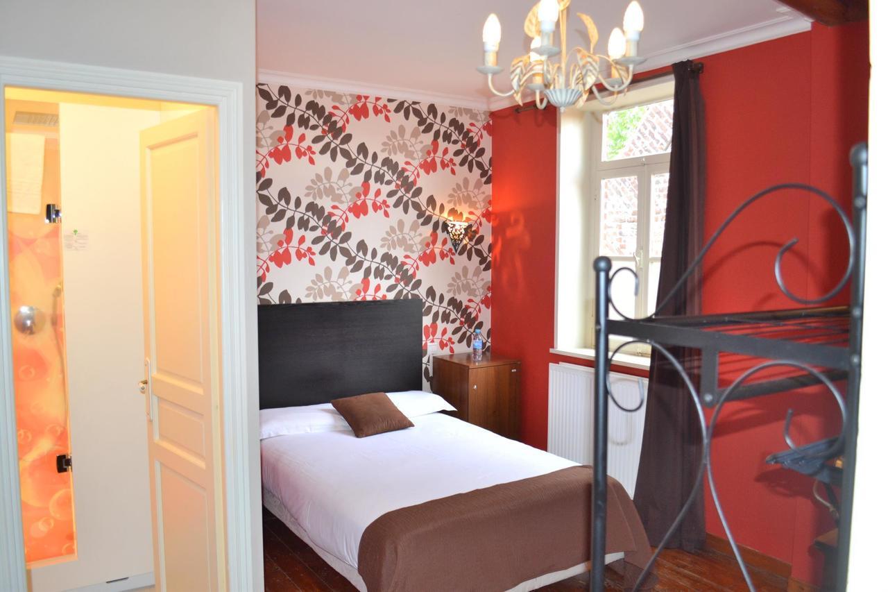 Hotel Le Domaine Des Cigognes Ennevelin Esterno foto